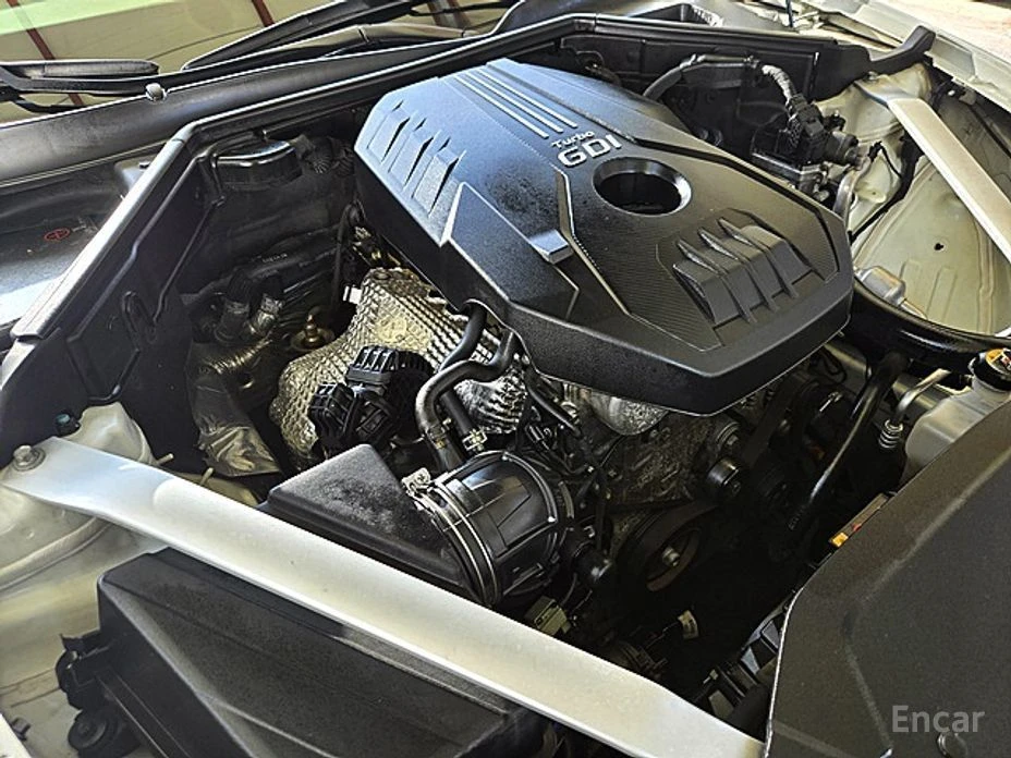 Kia Stinger  - изображение 6