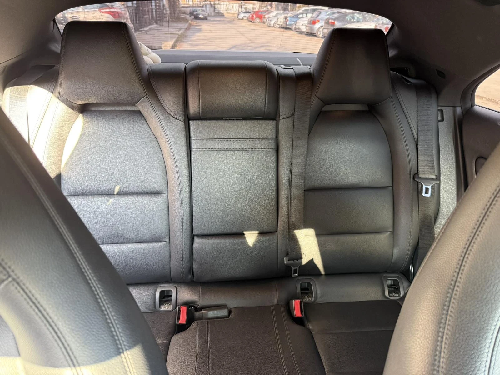 Mercedes-Benz CLA 250, снимка 15 - Автомобили и джипове - 53995780