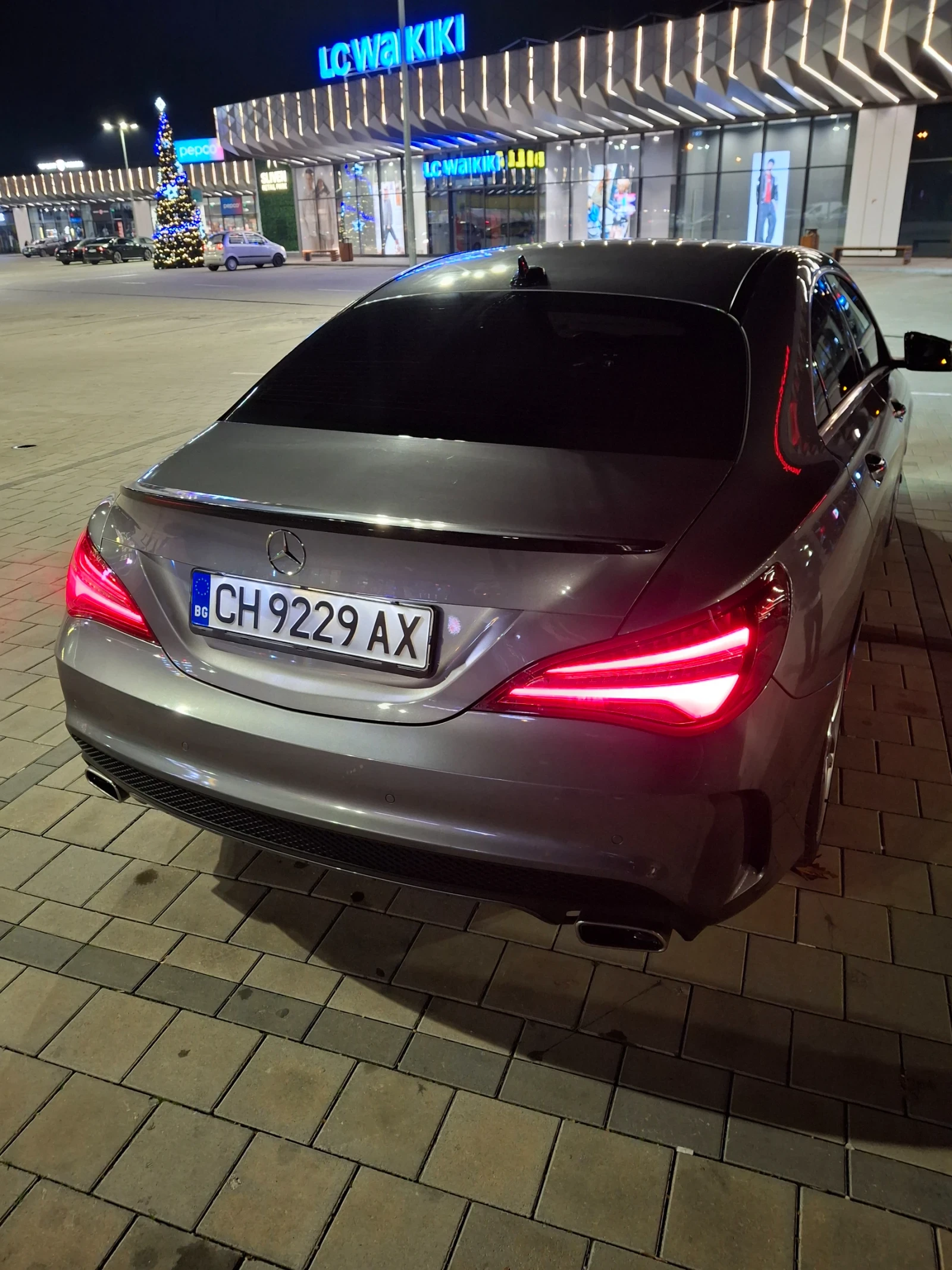 Mercedes-Benz CLA 250, снимка 8 - Автомобили и джипове - 53995780