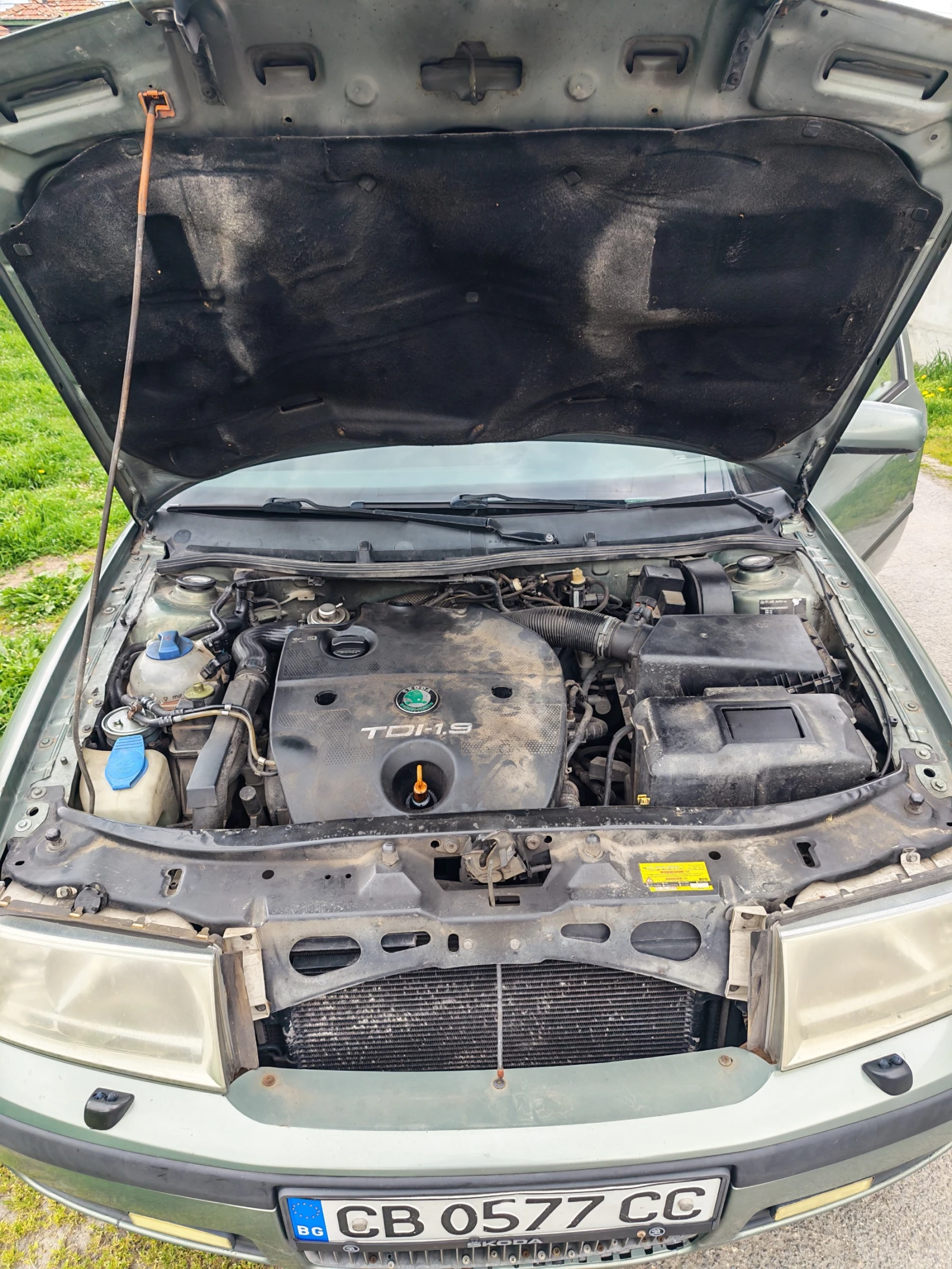 Skoda Octavia 1.9, снимка 10 - Автомобили и джипове - 54259110