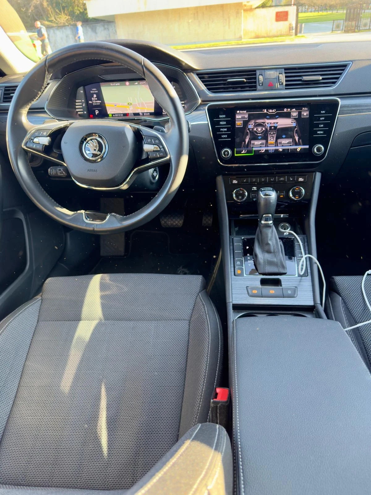 Skoda Superb Škoda Superb Combi 2.0 TDI DSG 150hp, снимка 7 - Автомобили и джипове - 54301257