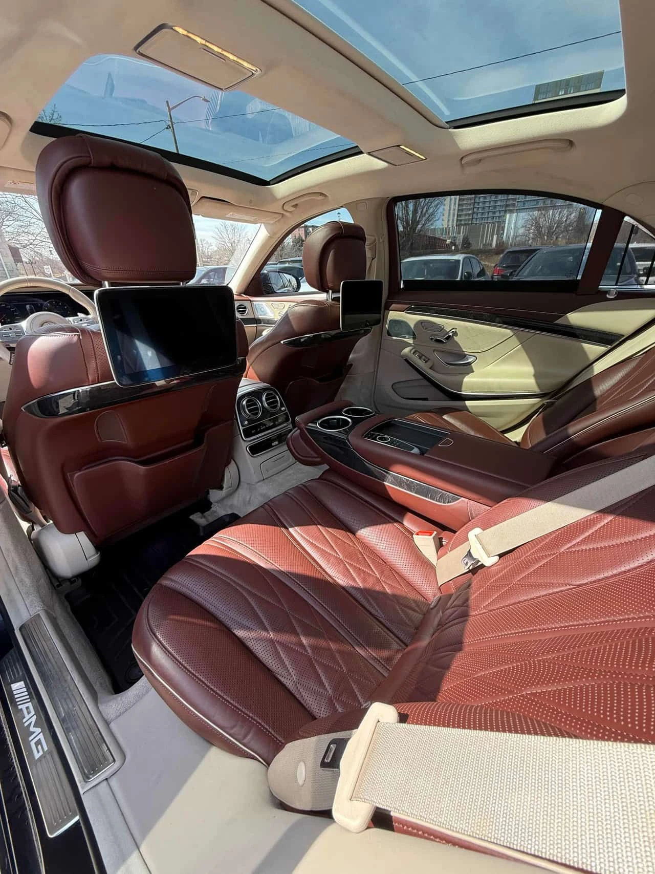 Mercedes-Benz S 63 МАСАЖИ| BURMESTER| PANO| 360, снимка 11 - Автомобили и джипове - 54556815