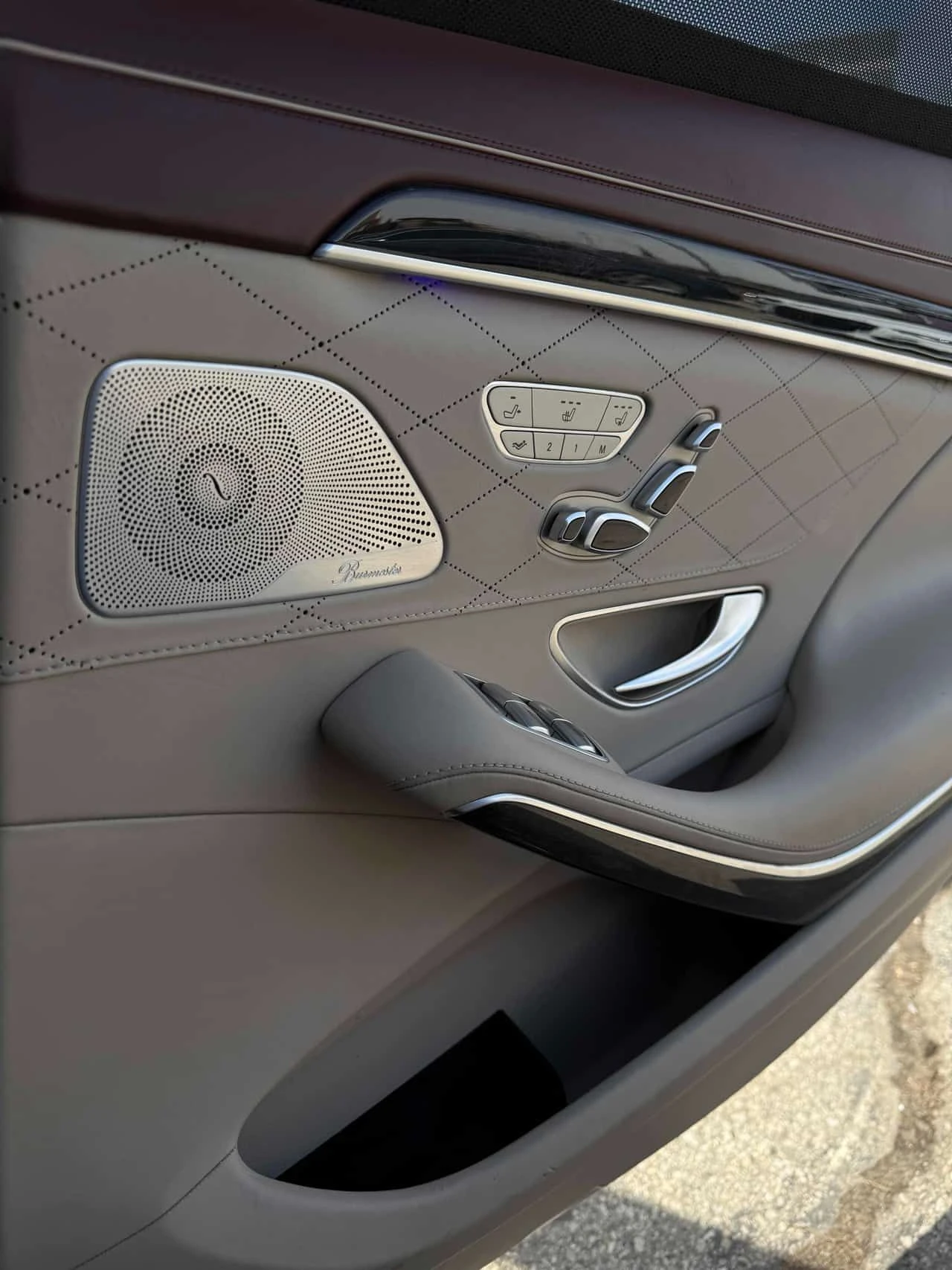 Mercedes-Benz S 63 МАСАЖИ| BURMESTER| PANO| 360, снимка 13 - Автомобили и джипове - 54556815