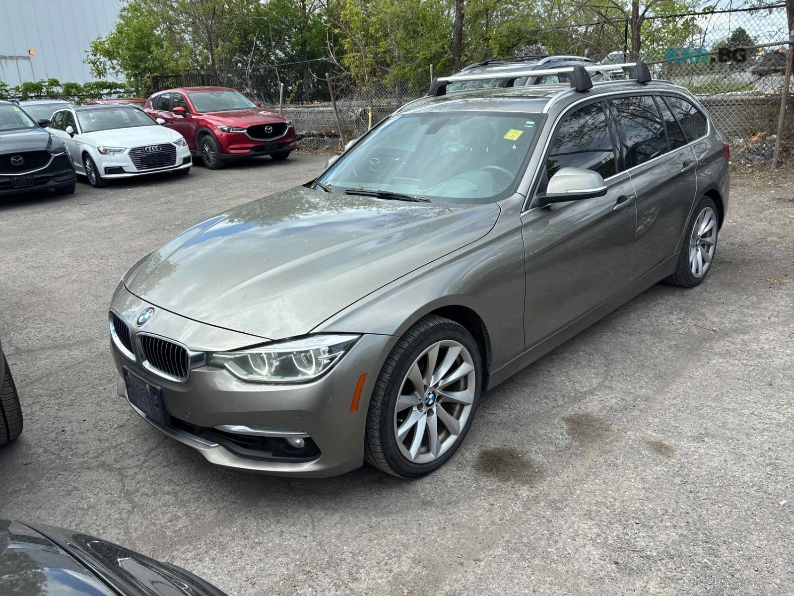 BMW 330 xDrive * АвтоКредит* (ЦЕНА ДО БГ), снимка 2 - Автомобили и джипове - 54732151
