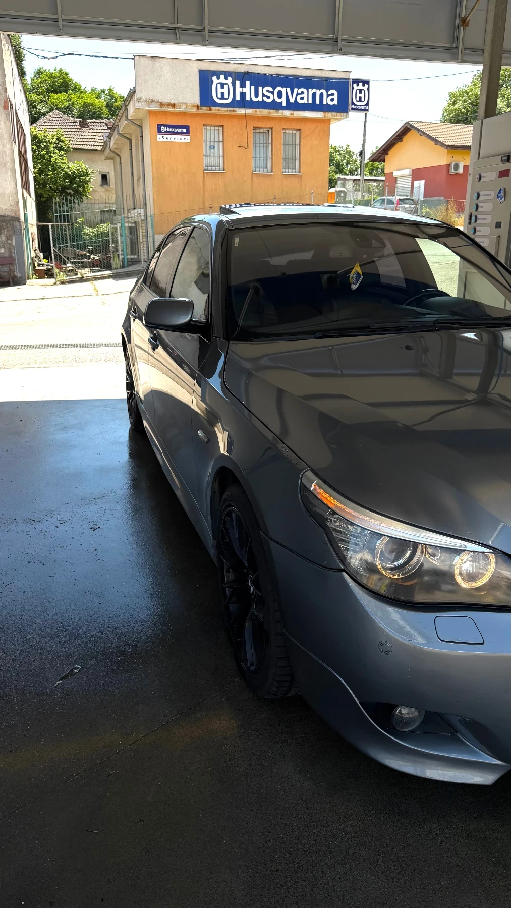 BMW 530 XD   SAT   ЧЕРНА НАПА КОЖА   ДИСТРОНИК и др., снимка 3 - Автомобили и джипове - 55036868