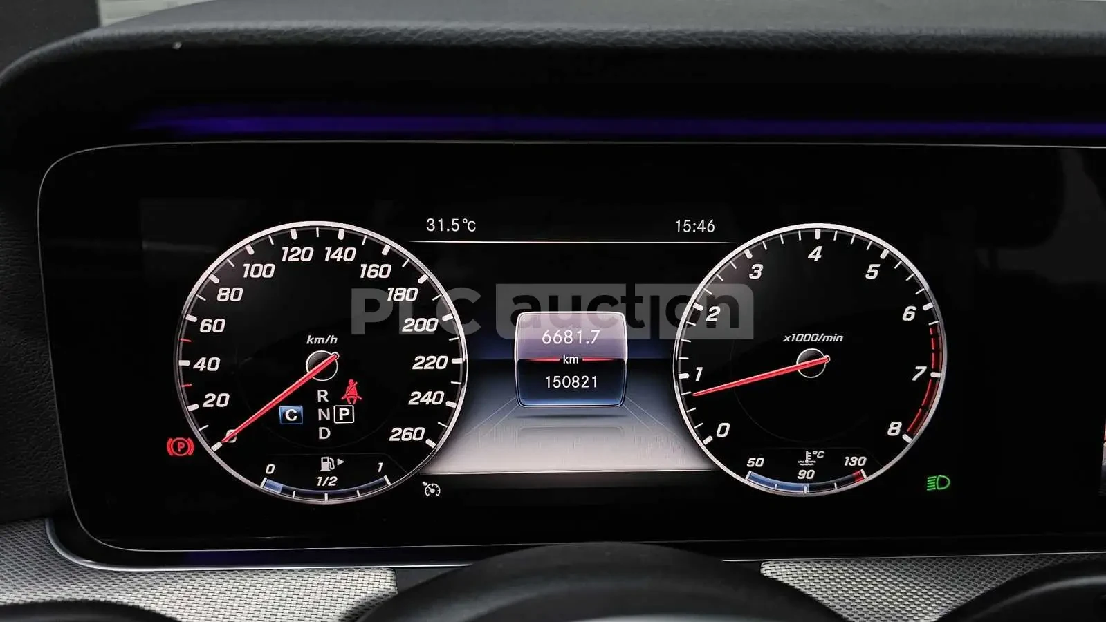 Mercedes-Benz E 300 4MATIC BURMESTER/360/PANO/HEAD UP, снимка 7 - Автомобили и джипове - 55147247