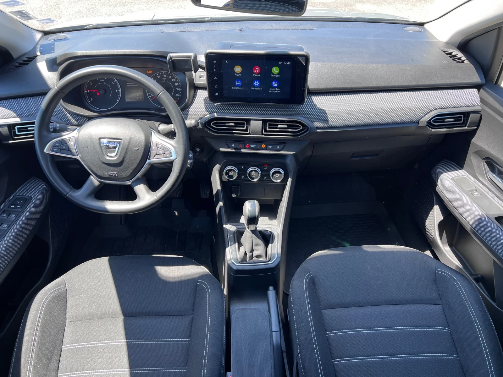 Dacia Logan 1.0i, снимка 9 - Автомобили и джипове - 55240467