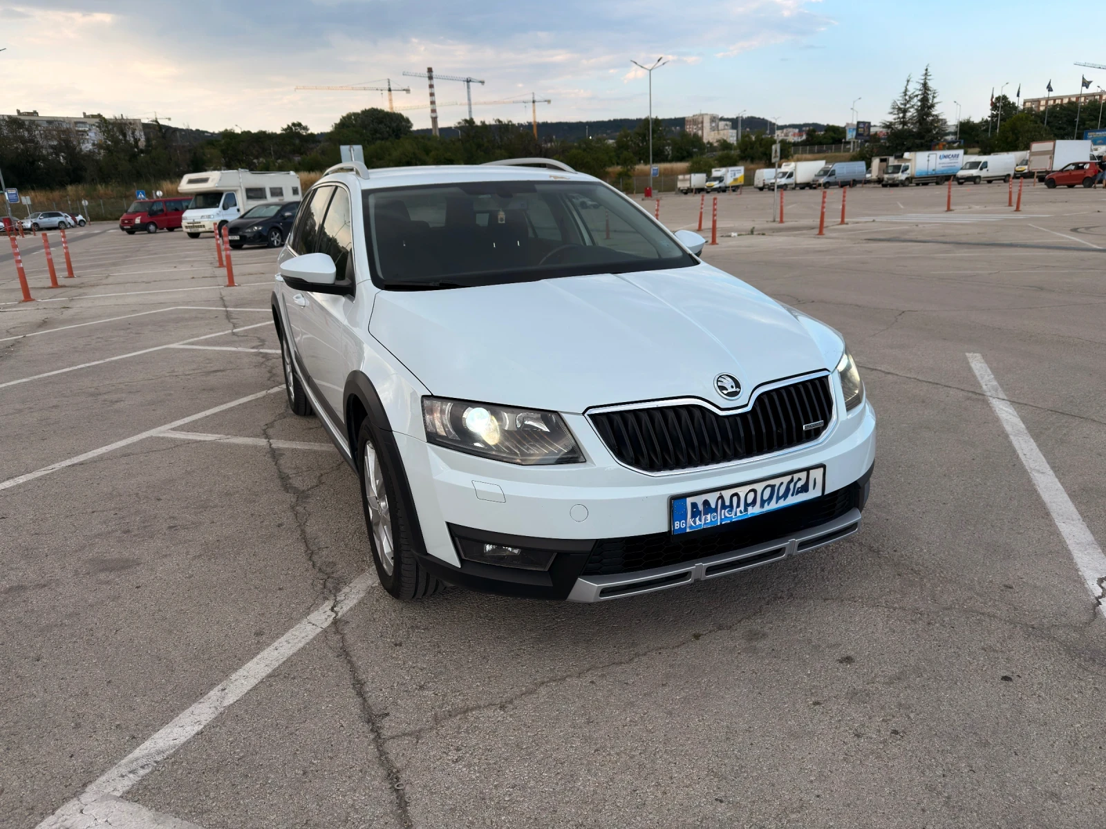 Skoda Octavia Scout , снимка 7 - Автомобили и джипове - 55371554