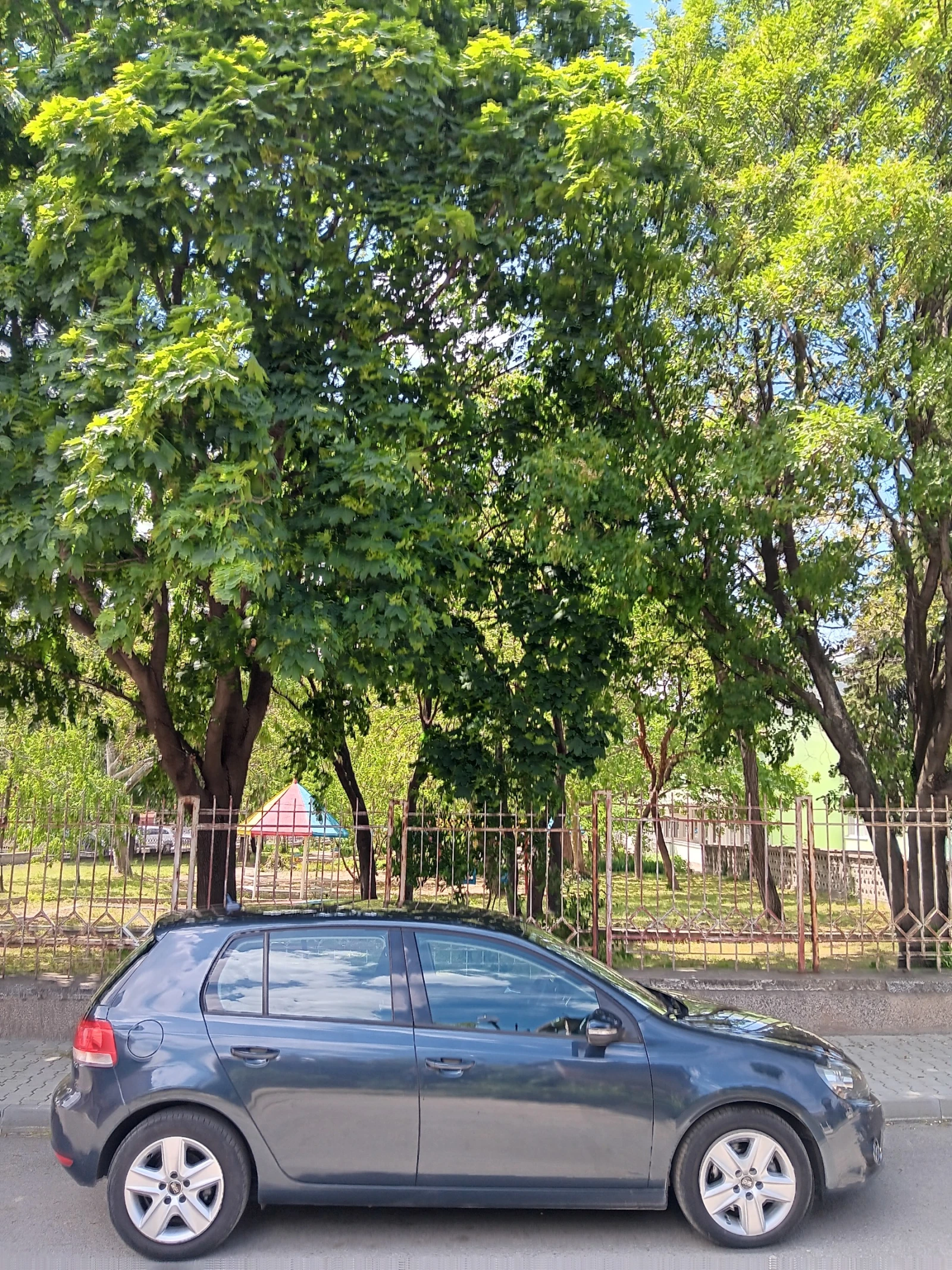 VW Golf 6-1.6MPI-101кс-НОВ ВНОС-ИТАЛИЯ-ОБСЛУЖЕН-ОТЛИЧЕН!!!, снимка 12 - Автомобили и джипове - 55787949