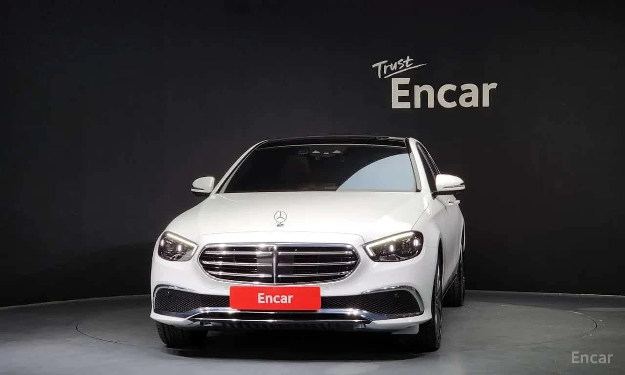 Mercedes-Benz E 450 4MATIC Exclusive/360/ПАНОРАМА/ДИСТРОНИК, снимка 3 - Автомобили и джипове - 55791916