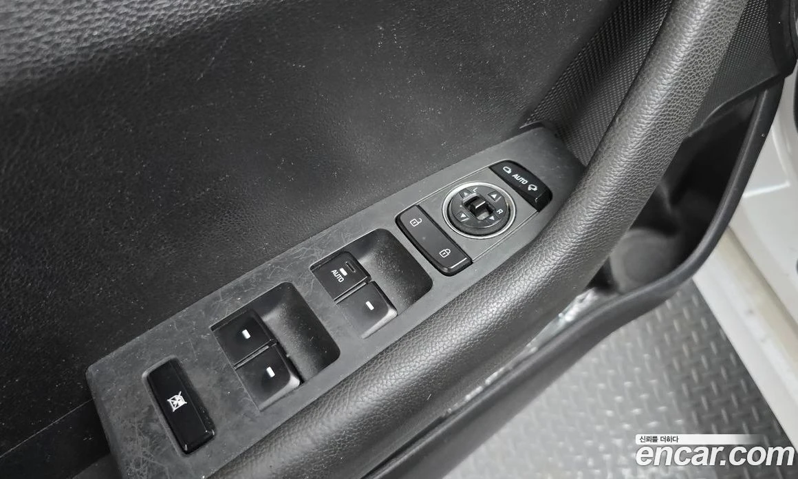 Hyundai Sonata 2.0 Style, снимка 16 - Автомобили и джипове - 55839986