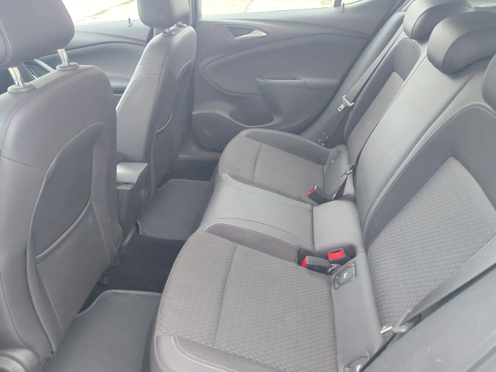 Opel Astra Спешно!, снимка 12 - Автомобили и джипове - 56183708