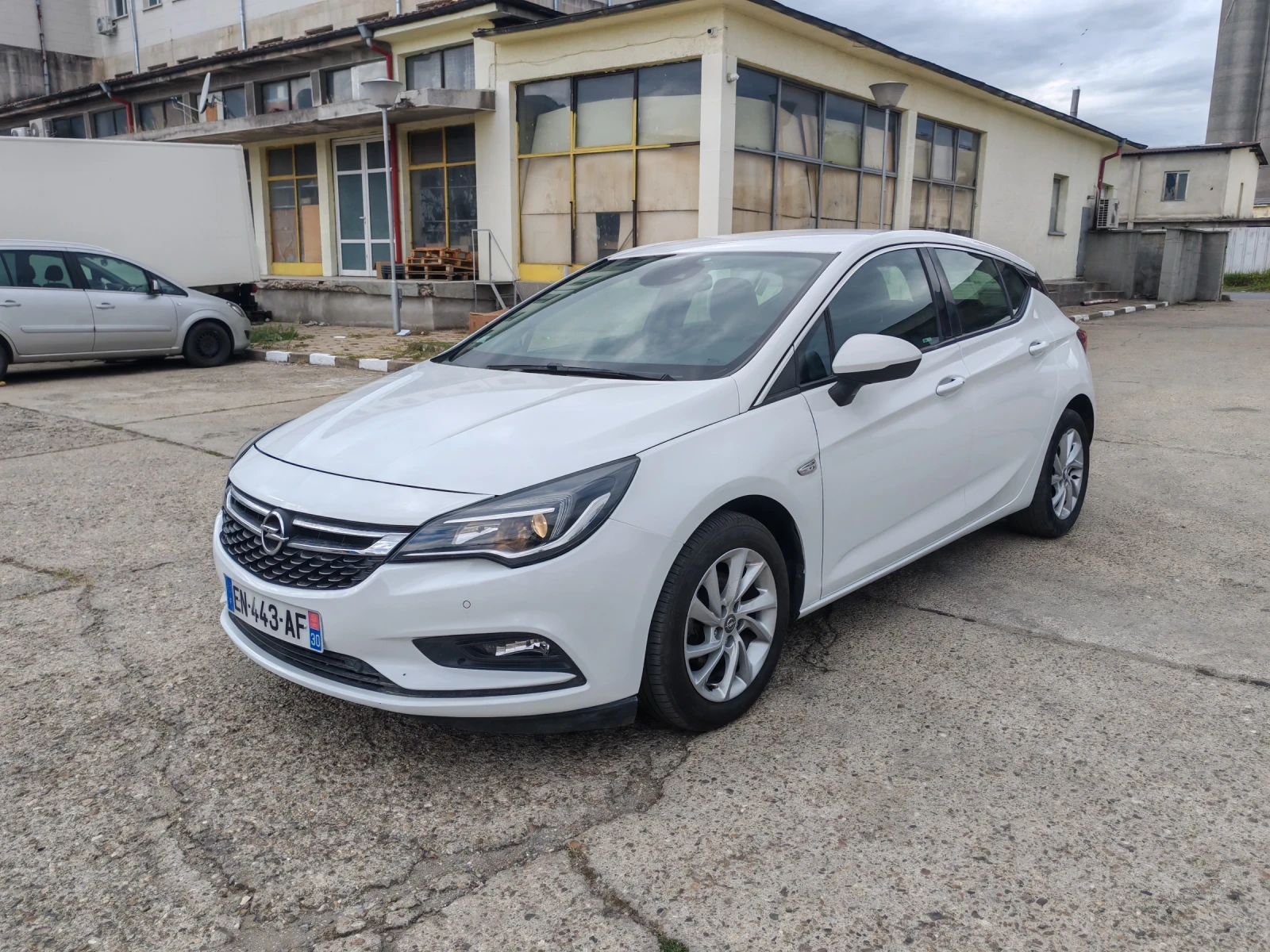 Opel Astra Спешно!