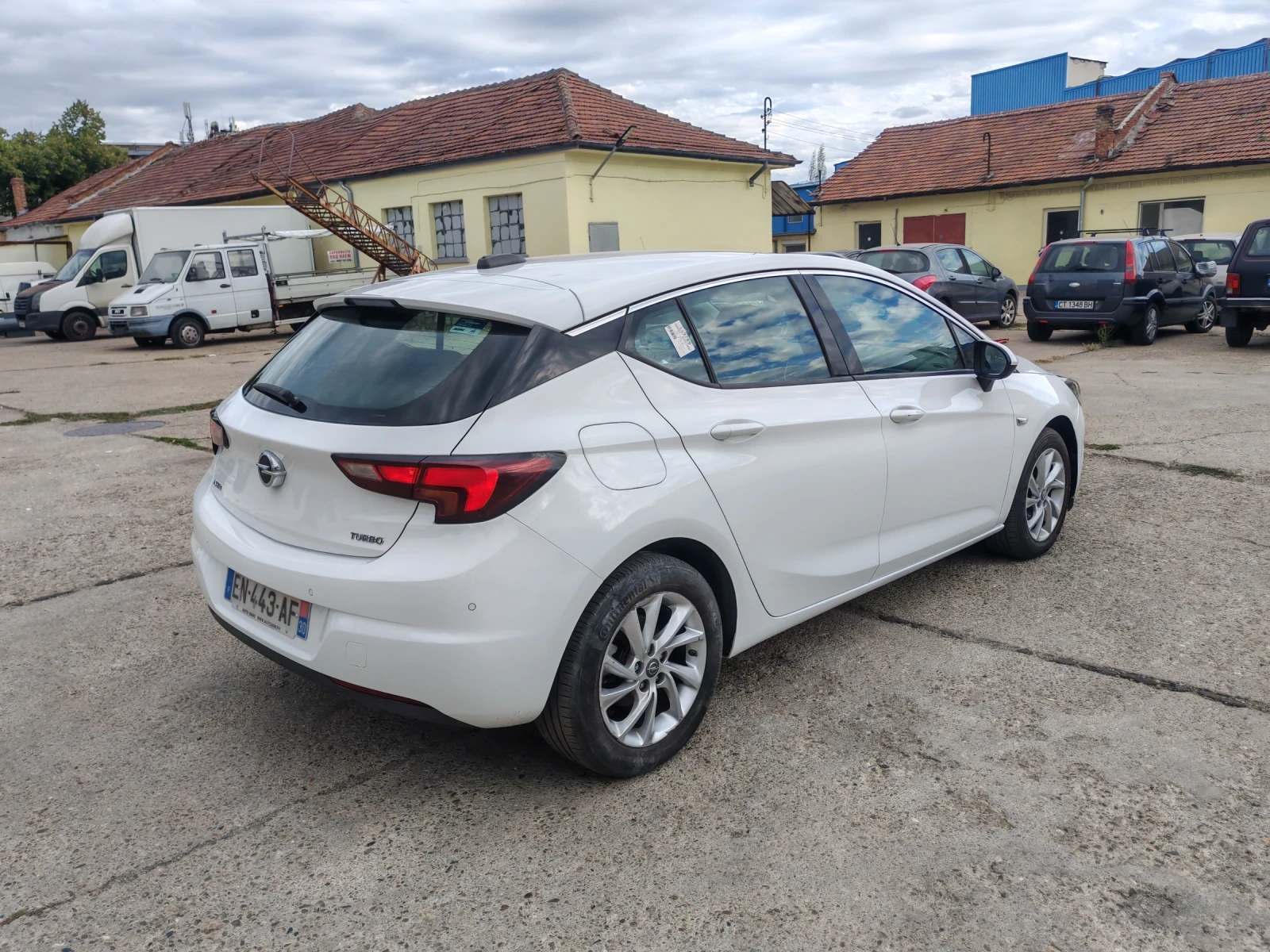 Opel Astra Спешно!, снимка 4 - Автомобили и джипове - 56183708