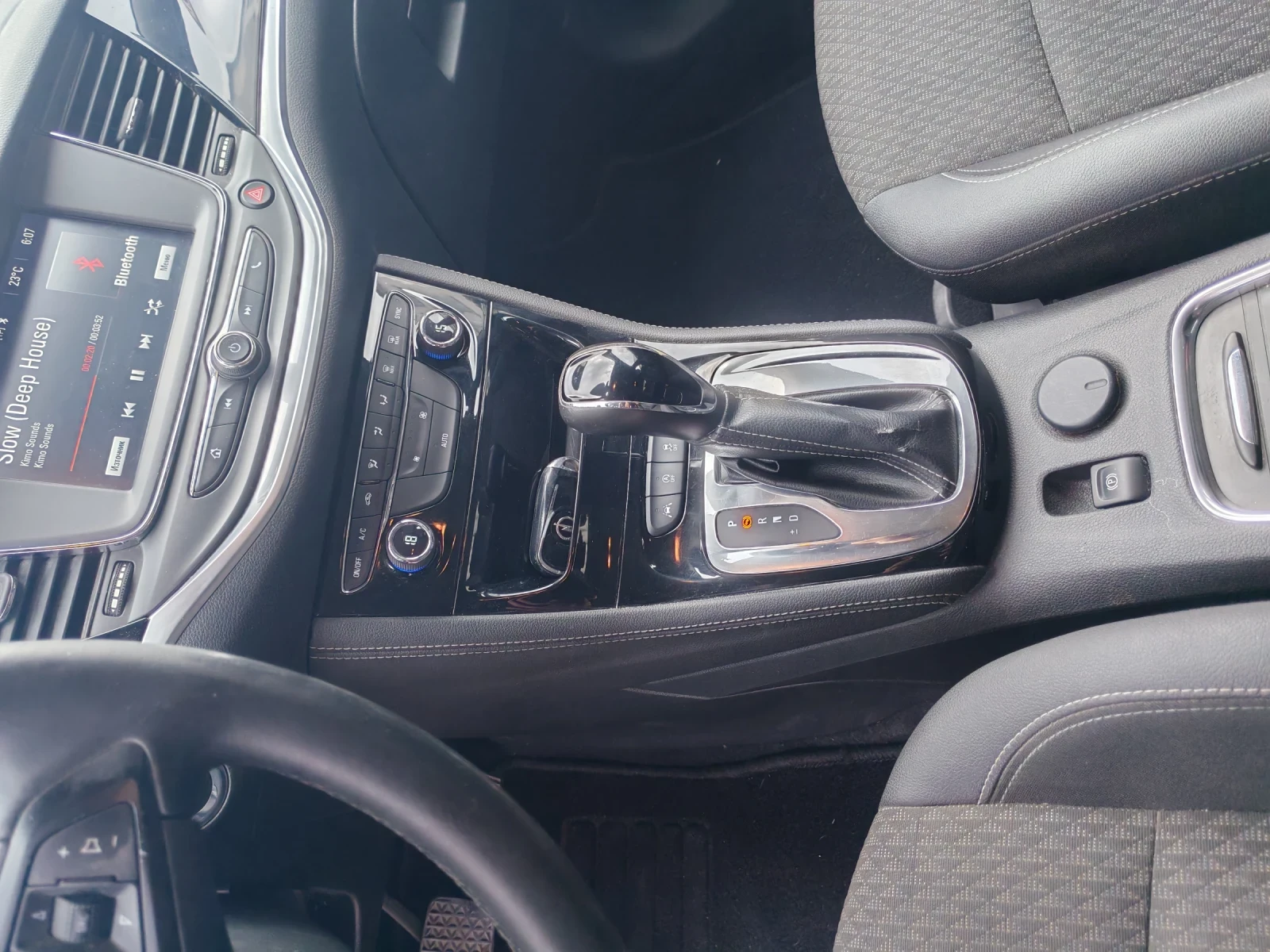 Opel Astra Спешно!, снимка 10 - Автомобили и джипове - 56183708