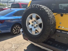 Toyota Fj cruiser 4WD/AUTO/CARFAX/ФИНАНСИРАНЕ, снимка 13