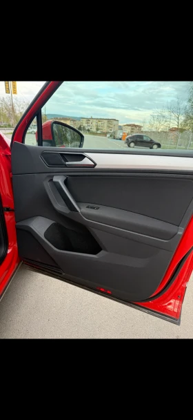 VW Tiguan VW Tiguan 2.0 TDI DSG 4Motion OFFROAD / 65 000 км  - 18700 € / 36574.02 лв. - 13327176 8