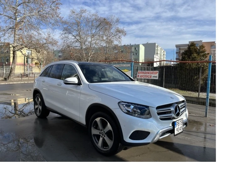 Mercedes-Benz GLC 300, снимка 1 - Автомобили и джипове - 48464595