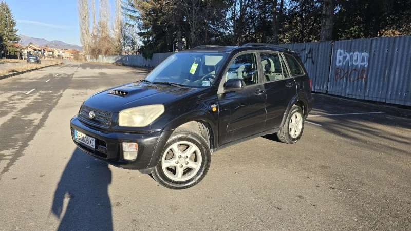 Toyota Rav4, снимка 1 - Автомобили и джипове - 48386732