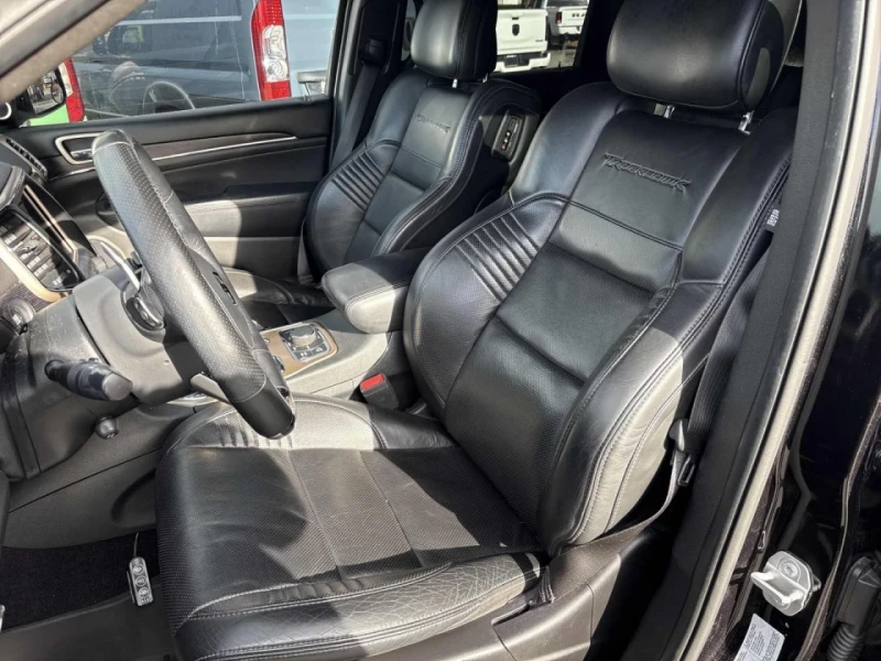 Jeep Grand cherokee Summit* Distronic* Harman/Kardon* Пано* Обдух* , снимка 7 - Автомобили и джипове - 52364633