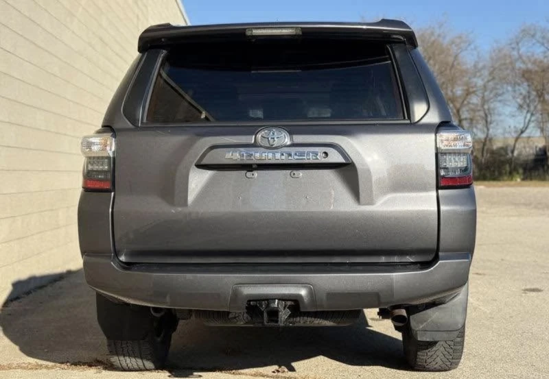 Toyota 4runner ПОДГРЕВ * * НАВИ * * КАМЕРА * * CARFAX * * , снимка 6 - Автомобили и джипове - 53090585