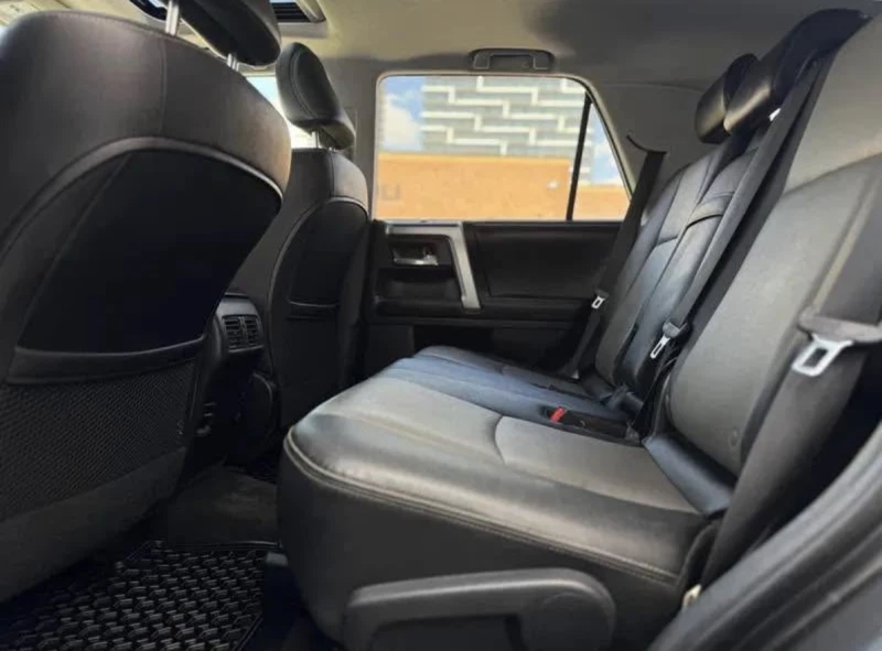 Toyota 4runner ПОДГРЕВ * * НАВИ * * КАМЕРА * * CARFAX * * , снимка 10 - Автомобили и джипове - 53090585