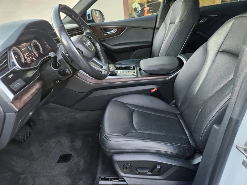 Audi Q8 * Progressiv * CARFAX * ЦЕНА ДО БГ, снимка 9 - Автомобили и джипове - 53427816