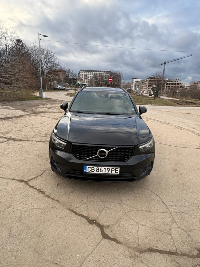 Volvo XC40, снимка 2 - Автомобили и джипове - 53475234