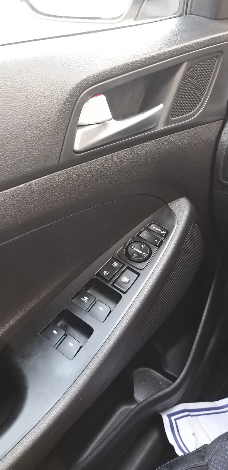 Hyundai Tucson 1.7 CRDI  - изображение 6