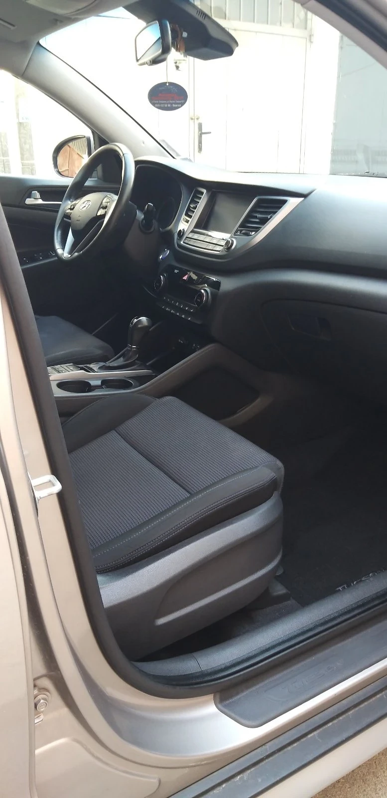 Hyundai Tucson 1.7 CRDI  - изображение 8