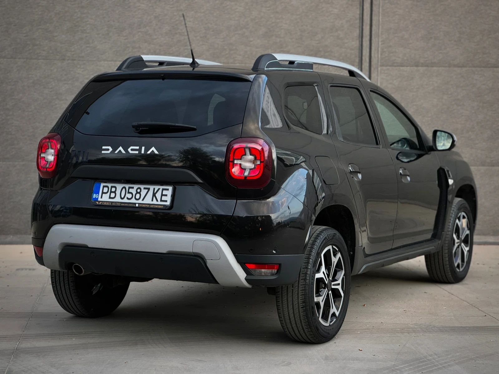 Dacia Duster 1.5DCI Prestige * * Гаранция!  - изображение 4