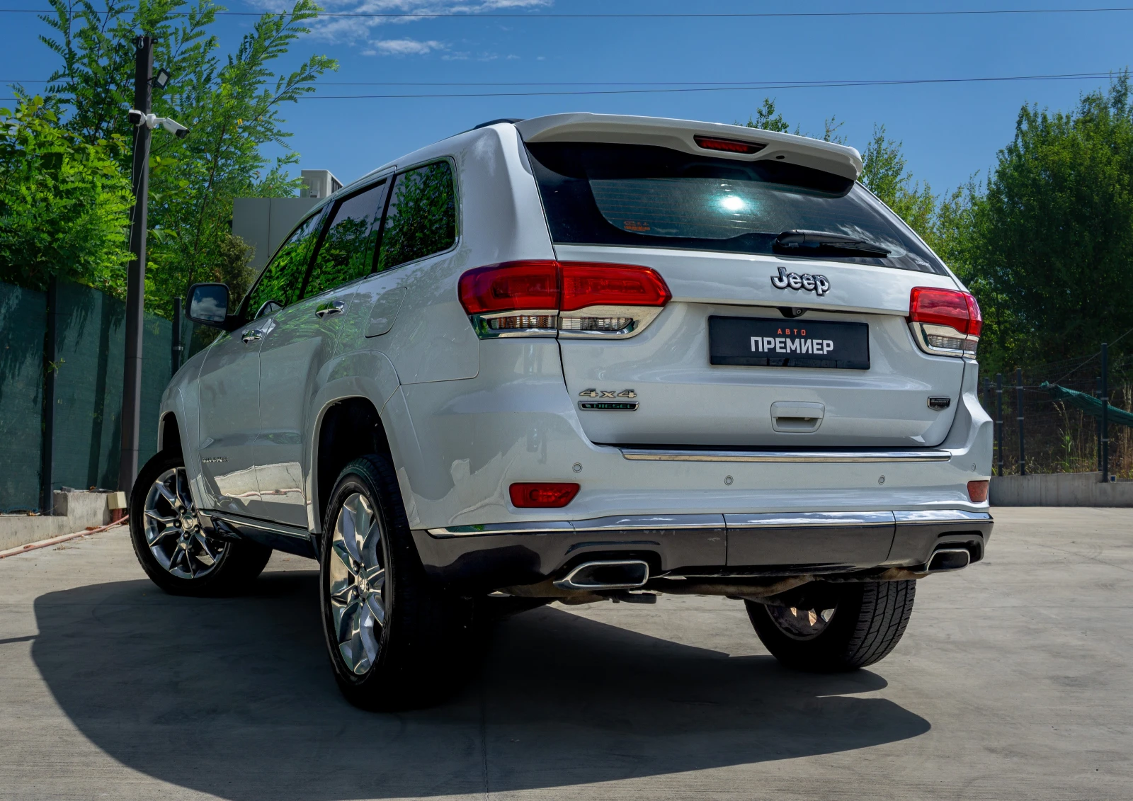Jeep Grand cherokee 4x4-6М.ГАР.-РЕАЛНИ КМ.-КАТО НОВ! - изображение 4
