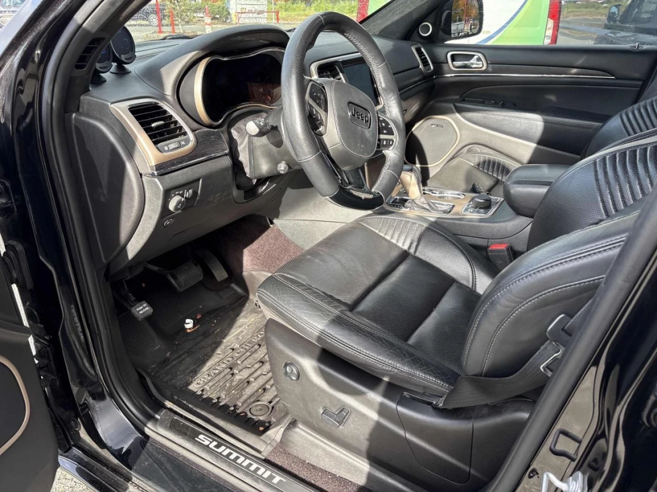 Jeep Grand cherokee Summit* Distronic* Harman/Kardon* Пано* Обдух*  - изображение 6