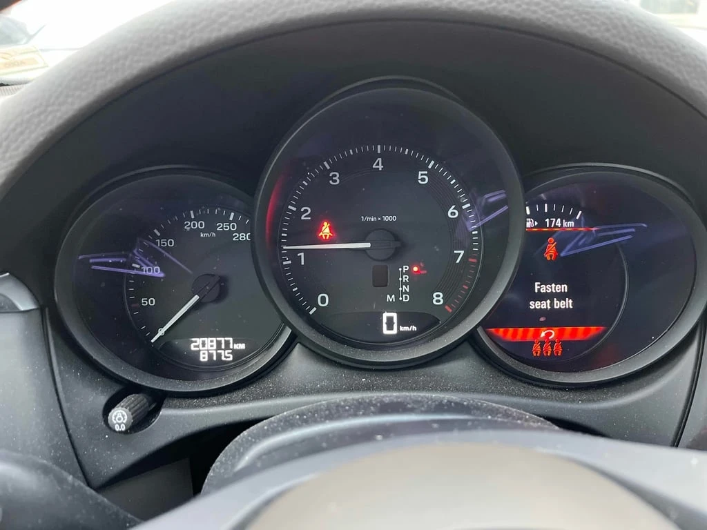 Porsche Macan * AWD * CARFAX * БЕЗ ПЪРВОНАЧАЛНА ВНОСКА - изображение 8