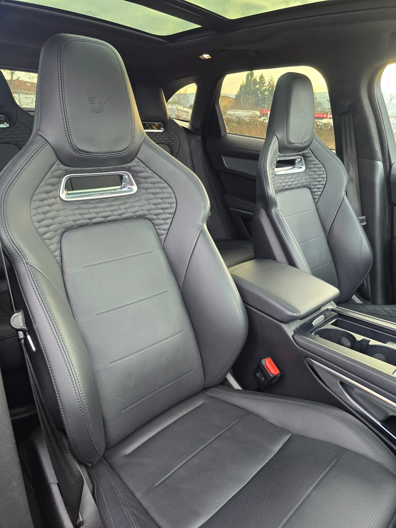 Jaguar F-PACE SVR P550 | Mobile.bg � ����������� 10