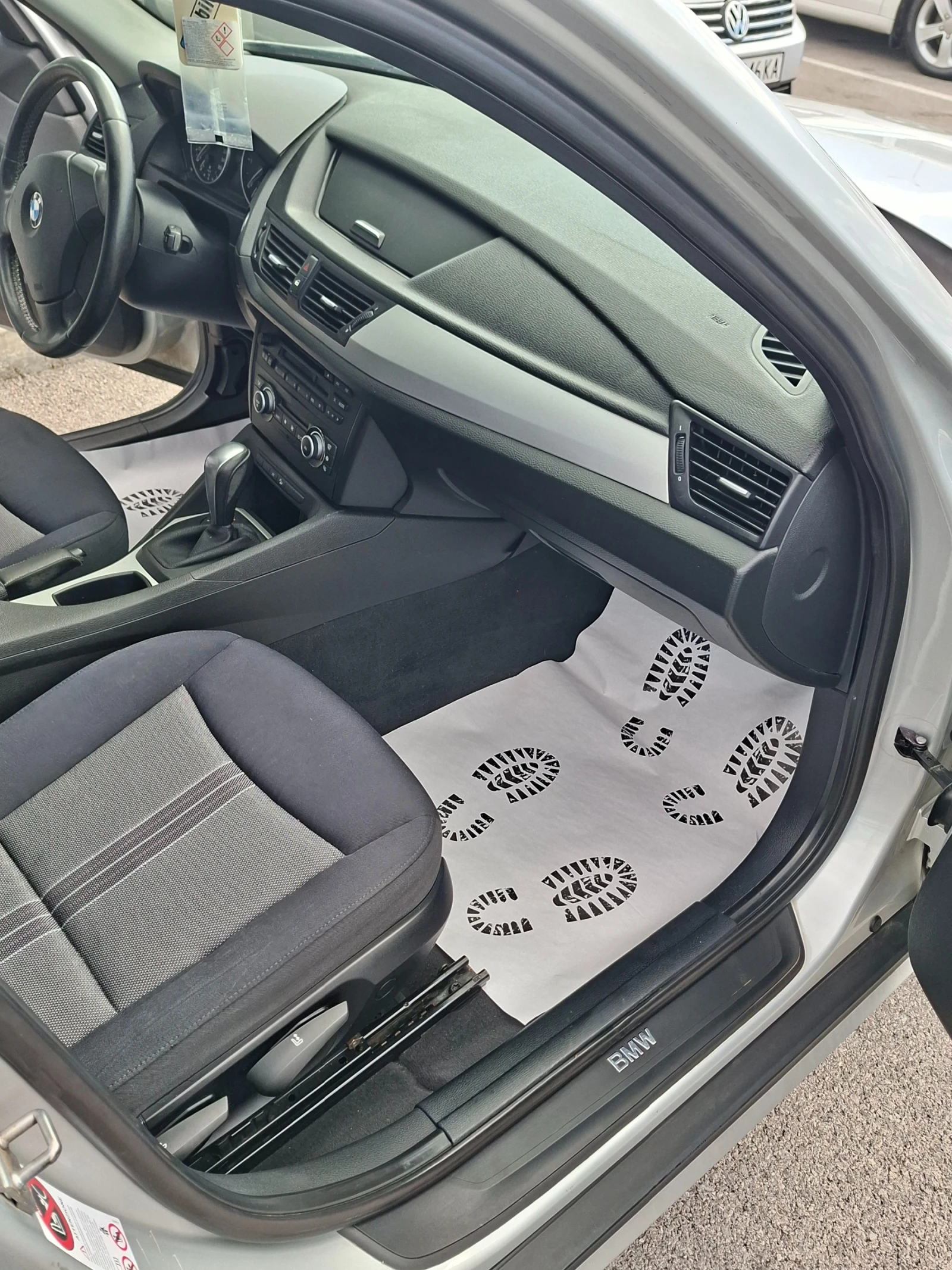 BMW X1 X drive, снимка 15 - Автомобили и джипове - 54387799