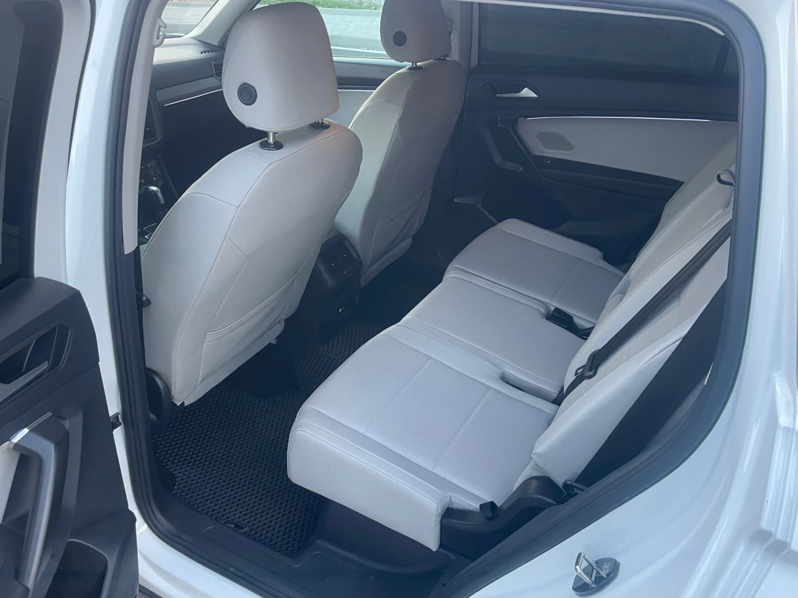 VW Tiguan Allspace Tsi, снимка 9 - Автомобили и джипове - 55053267