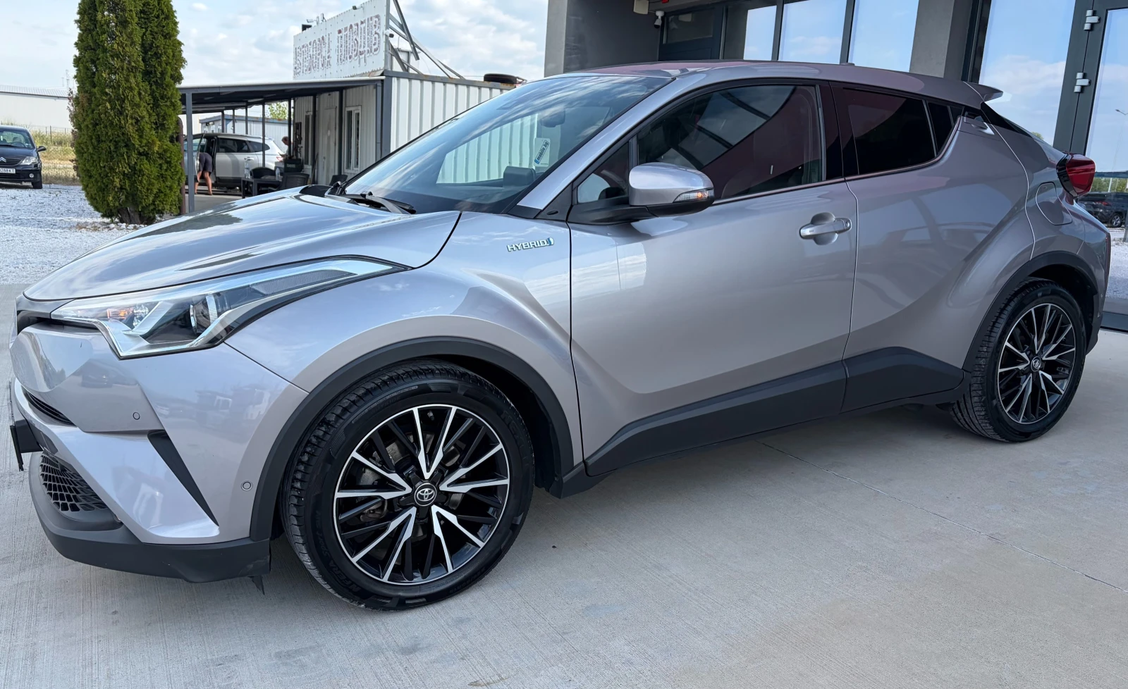 Toyota C-HR 1.8 Hybrid , снимка 2 - Автомобили и джипове - 55430067
