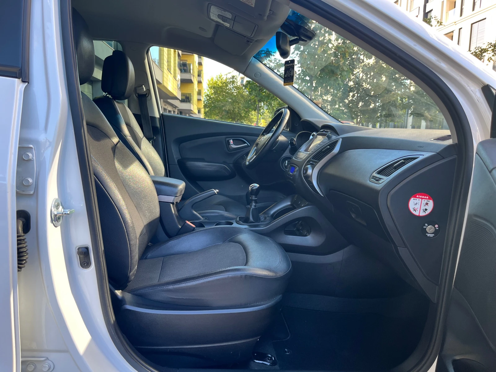 Hyundai IX35 1.7crdi= Facelift= XPOSSIBLE= Навигация= Камера!!!, снимка 13 - Автомобили и джипове - 56036865