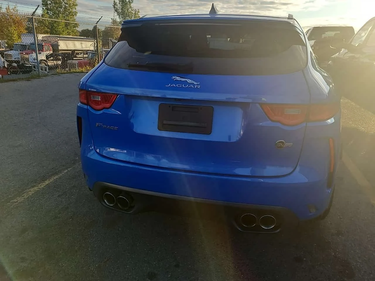 Jaguar F-PACE Awd SVR 5.0L / CARFAX / ���������  | Mobile.bg � ����������� 4