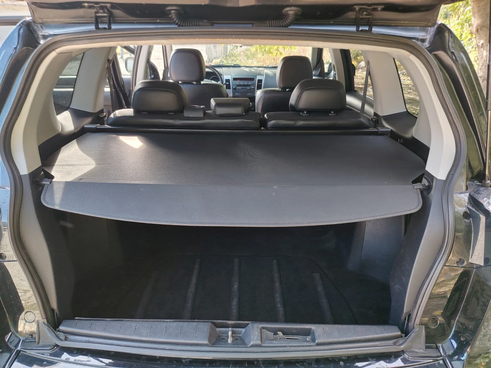 Mitsubishi Outlander 2.0, снимка 7 - Автомобили и джипове - 56584913