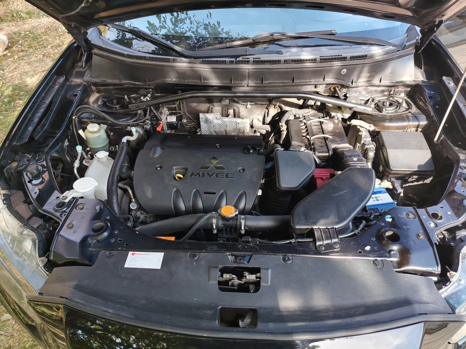 Mitsubishi Outlander 2.0, снимка 10 - Автомобили и джипове - 56584913
