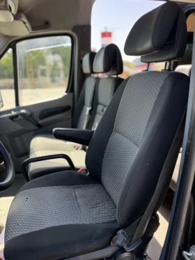 Обява за продажба на VW Crafter 6-места / Очакван внос / Климатроник ~Цена по договаряне - изображение 8 | Auto.bg Обява за продажба на VW Crafter 6-места / Очакван внос / Климатроник ~Цена по договаряне - изображение 8