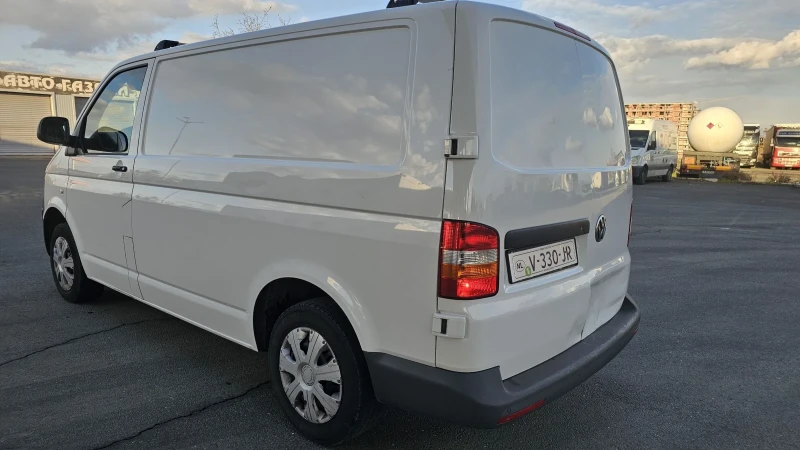 VW Transporter Т5  2.0 TDI , снимка 4 - Бусове и автобуси - 48081731