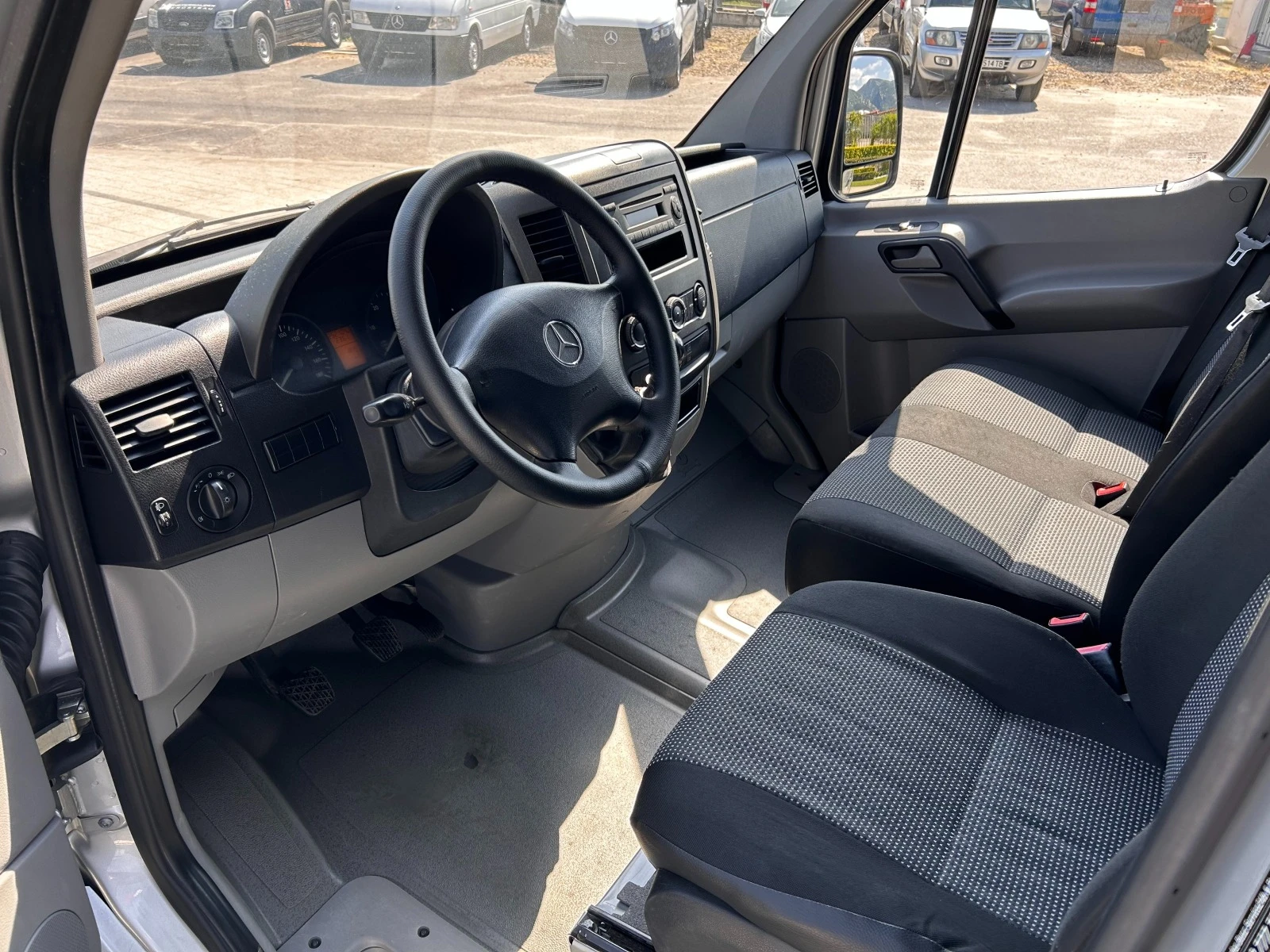 Mercedes-Benz Sprinter 313 CDI Клима EURO 5  - изображение 8