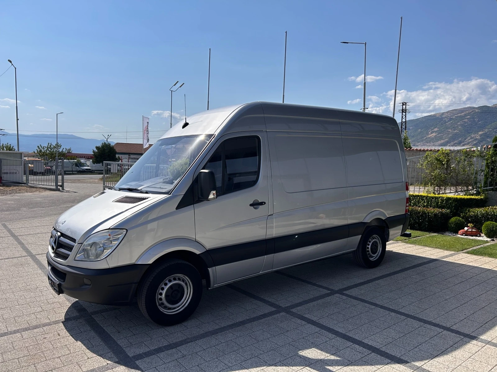 Mercedes-Benz Sprinter 313 CDI Клима EURO 5  - изображение 2