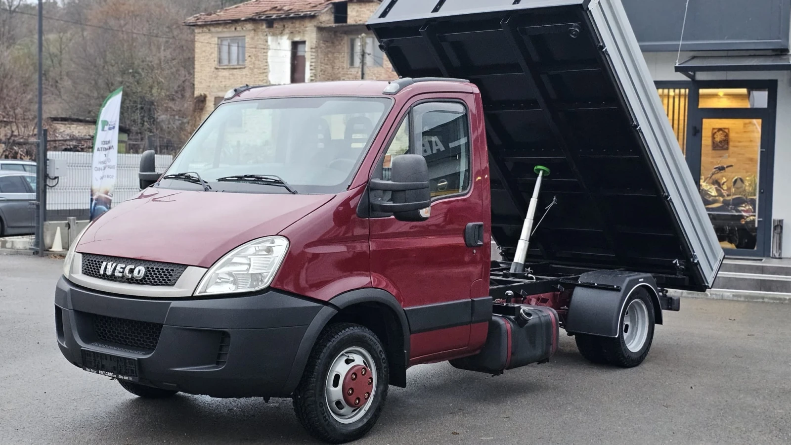 Iveco Daily 50c17 3.0D 6SP Face-3.5т РЕГ.-ВЪЗГЛАВНИЦИ-ЛИЗИНГ - изображение 3