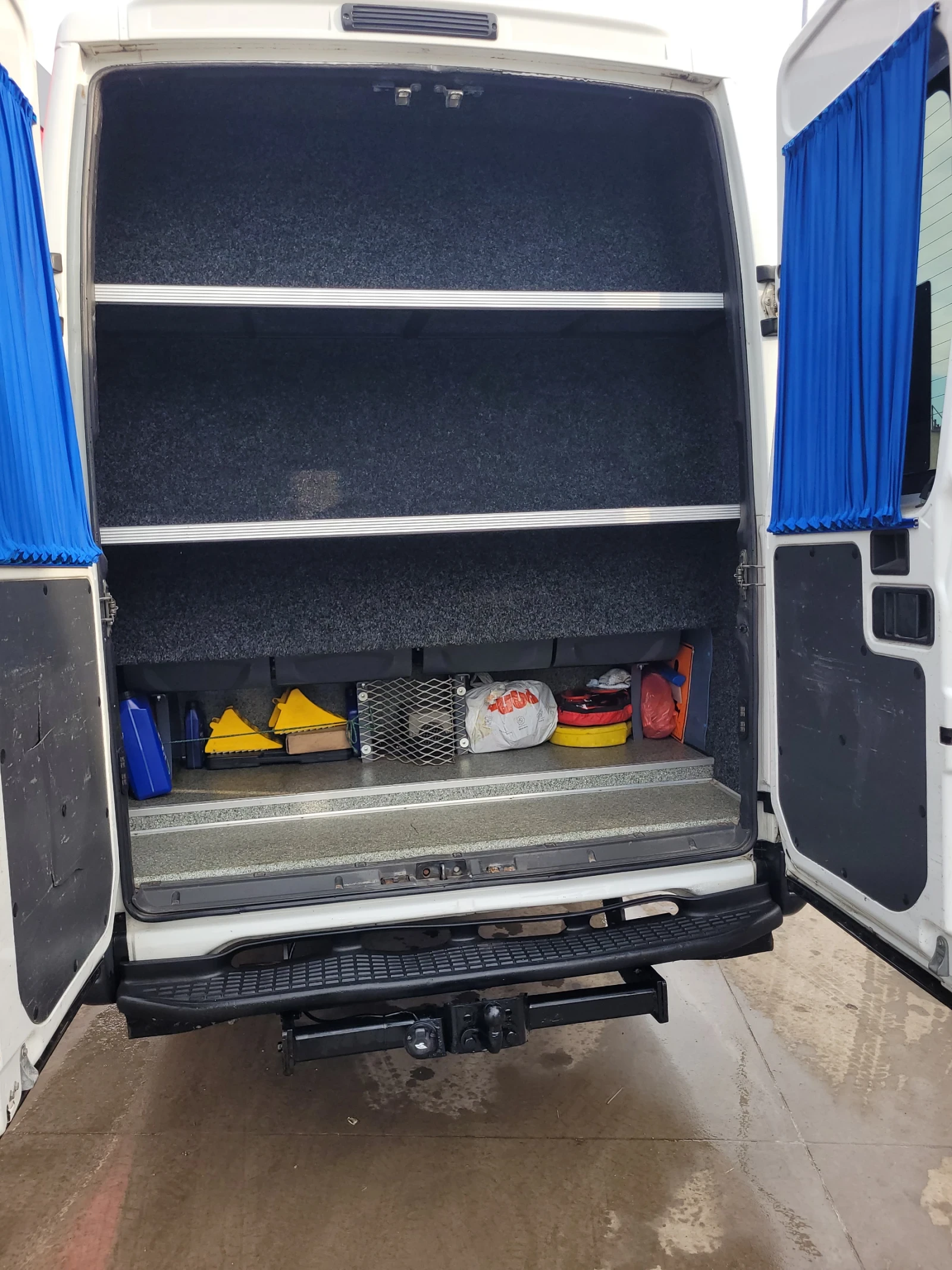 Iveco Daily, снимка 12 - Бусове и автобуси - 54878599