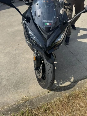     Kawasaki Z Z1000SX