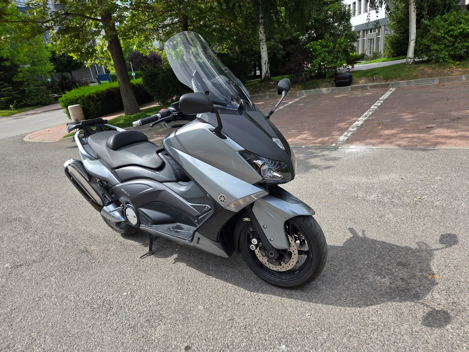 Yamaha T-max Yamaha T-MAX 530ABS 48hp, снимка 2 - Мотоциклети и мототехника - 55503438